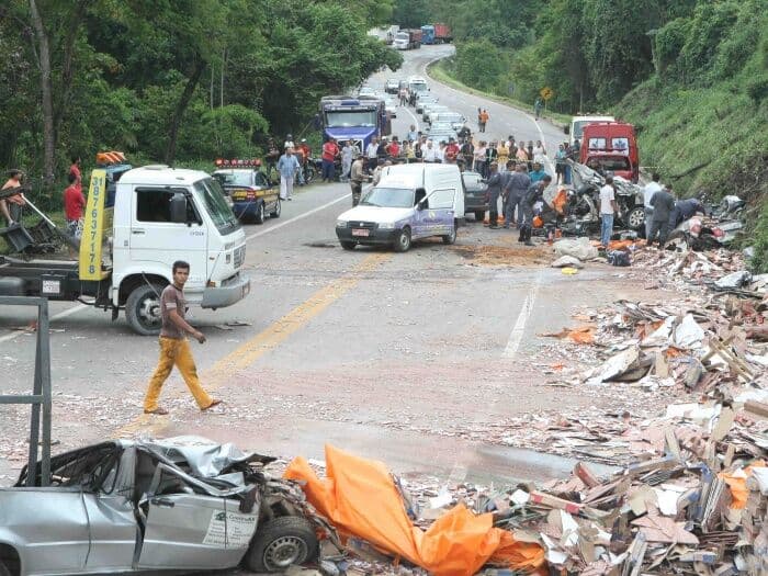 Ricardo Coutinho lamenta morte de paraibanos em acidente de Minas Gerais