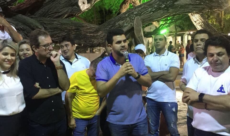 Wilson Santiago e Wilson Filho participam de inauguração de obra em Sousa