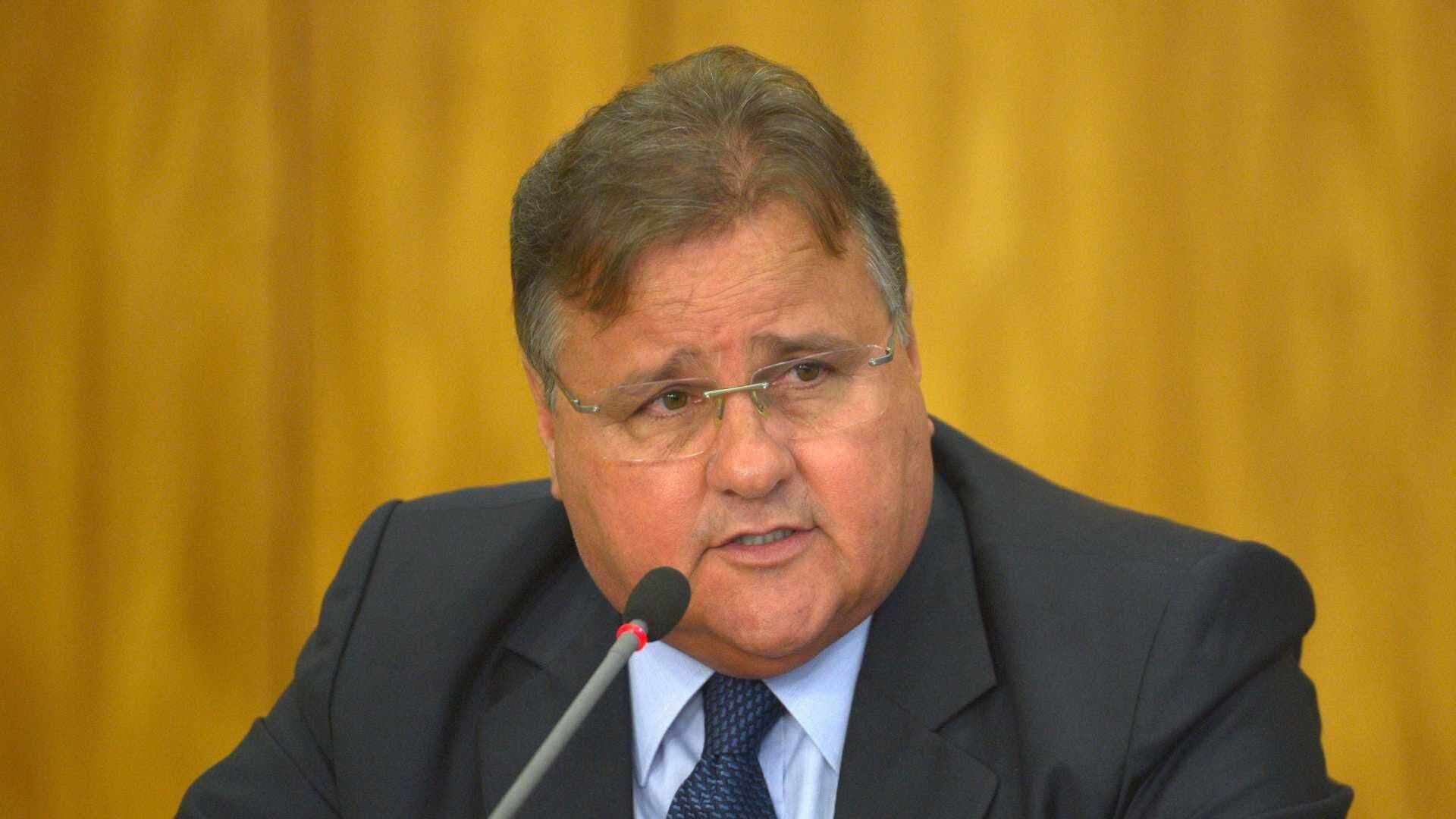 Exoneração de Geddel sai em edição extra do Diário Oficial