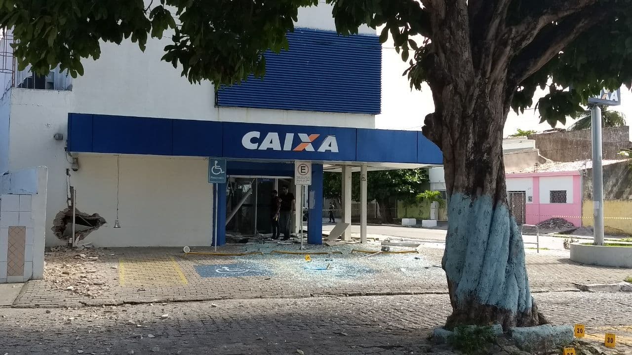 Quadrilha explode mais um banco em João Pessoa