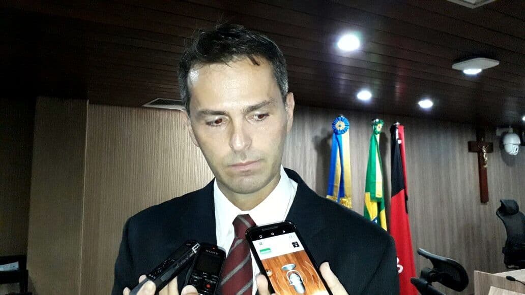 Superintendente da PF na Paraíba critica falta de legislação para amparar combate às fake news