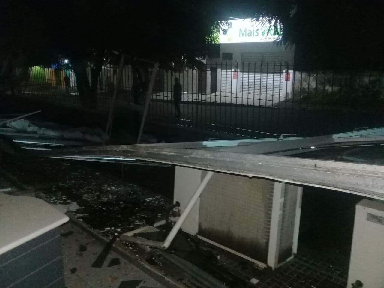 Bandidos explodem agência bancária em Lagoa de Dentro e aterrorizam população