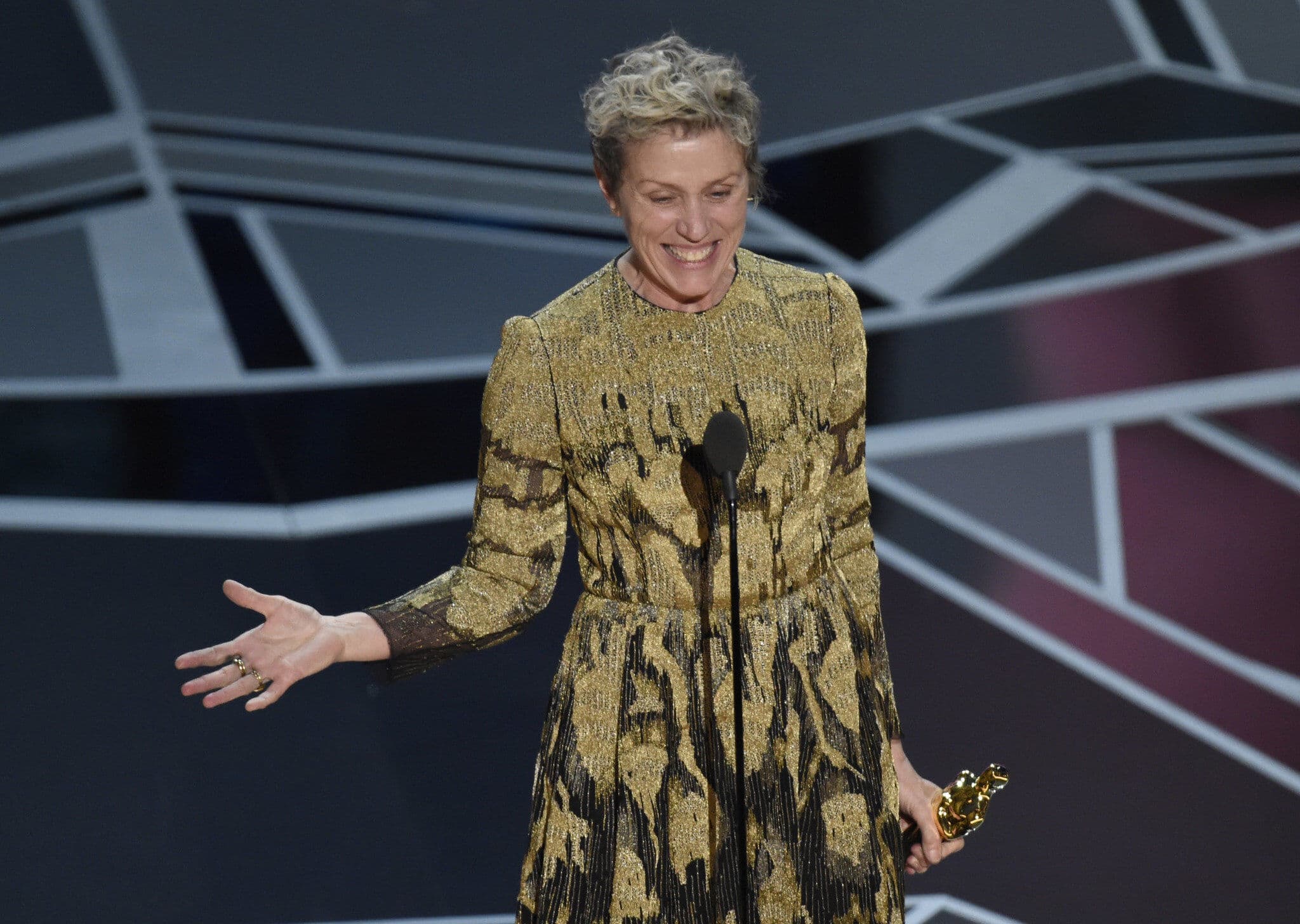Suspeito de furtar Oscar de Frances McDormand é preso