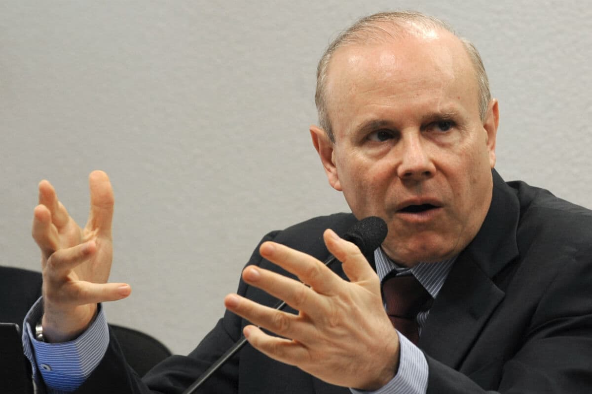 Justiça Federal aceita denúncia contra ex-ministro Guido Mantega