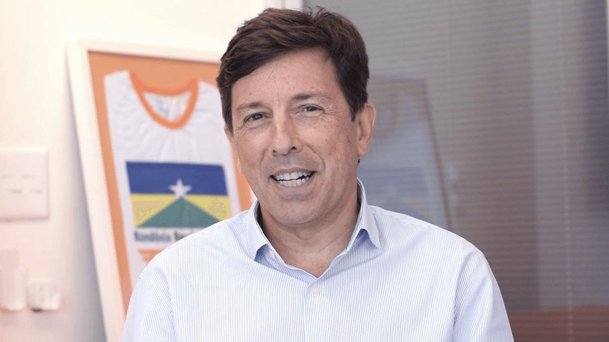 Candidato do Novo à Presidência vem a João Pessoa e participa de sabatina na CMJP