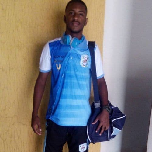 Jogador do CSP morre vítima de acidente de moto