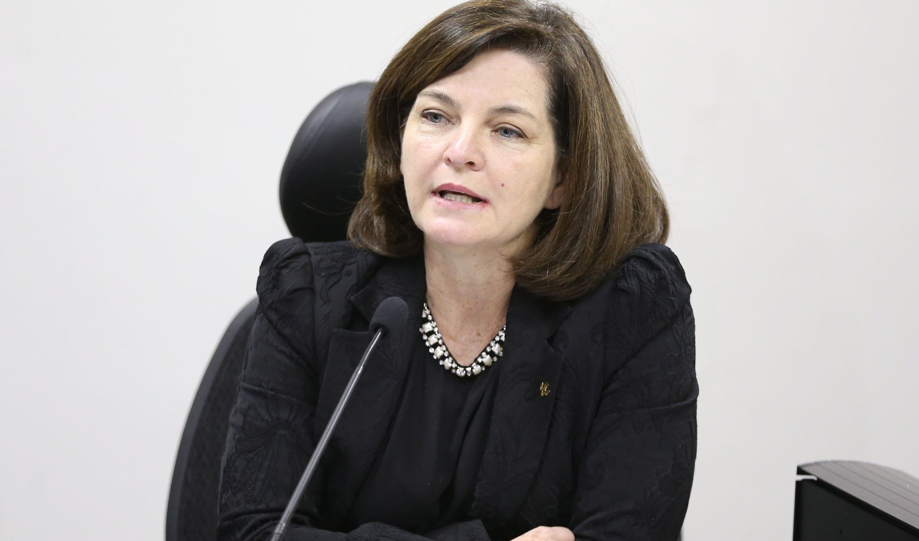 Cumprimento de pena após quatro instâncias aniquila Justiça, diz Raquel Dodge