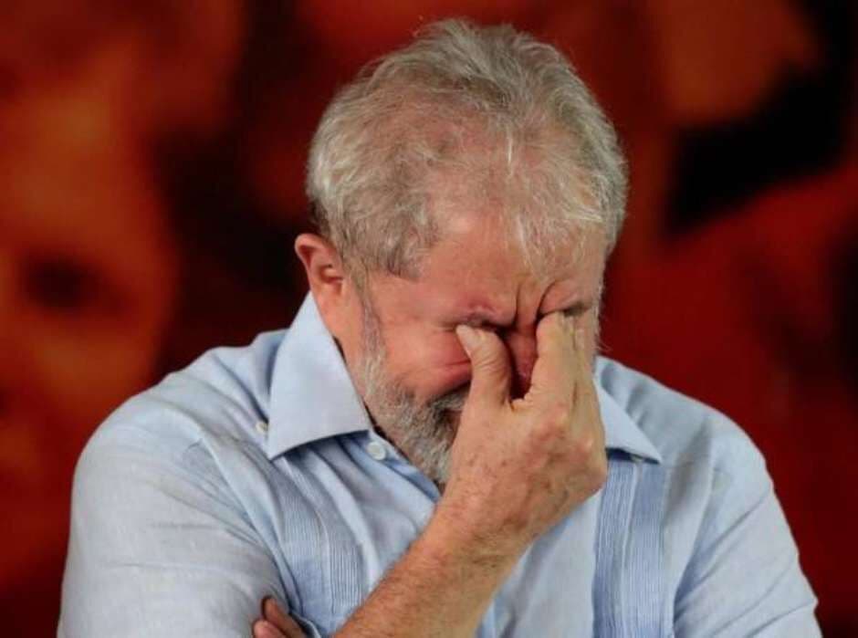 Ministro do STJ nega habeas corpus ao ex-presidente Lula