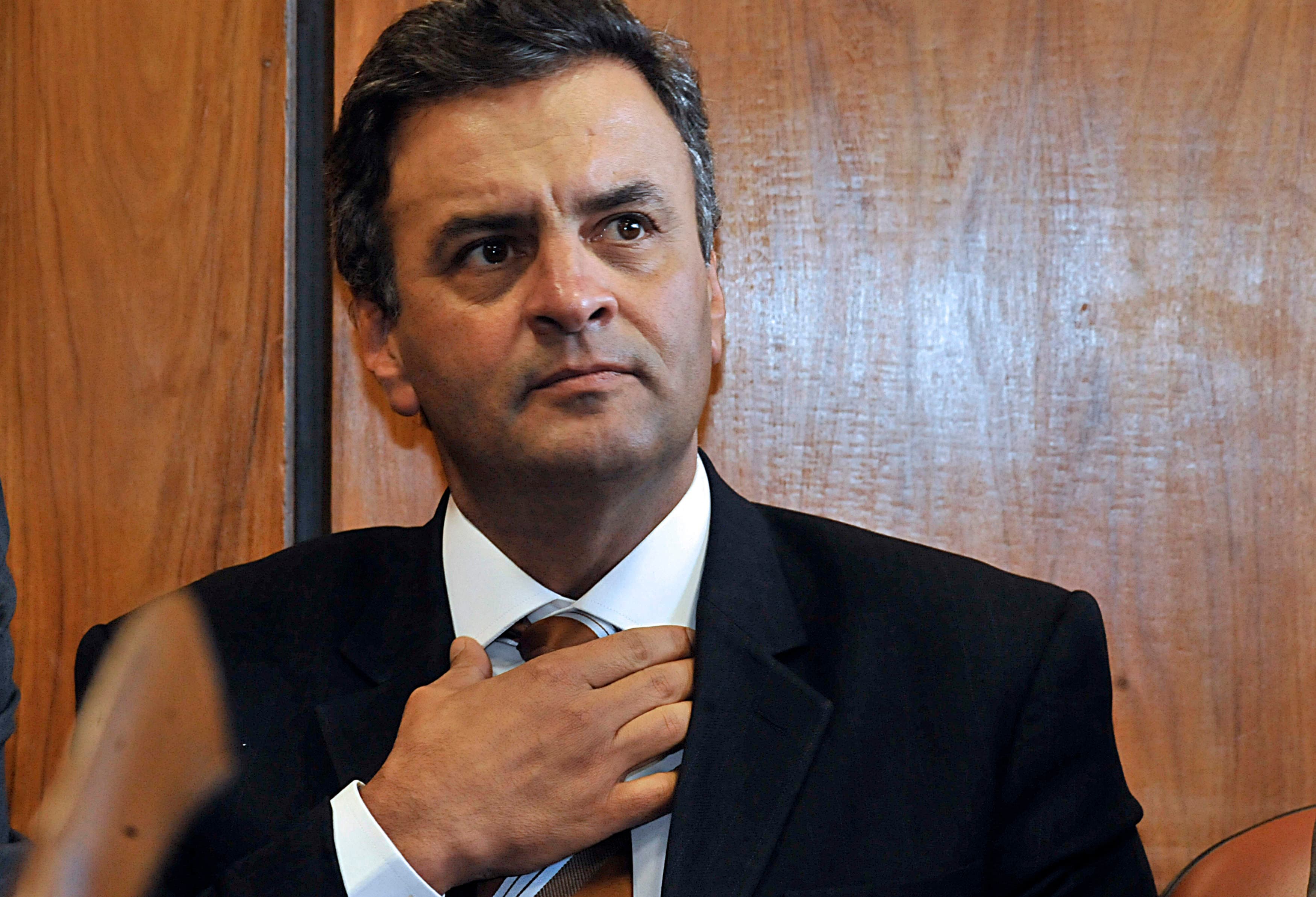 Aécio recorre ao STF contra seu afastamento