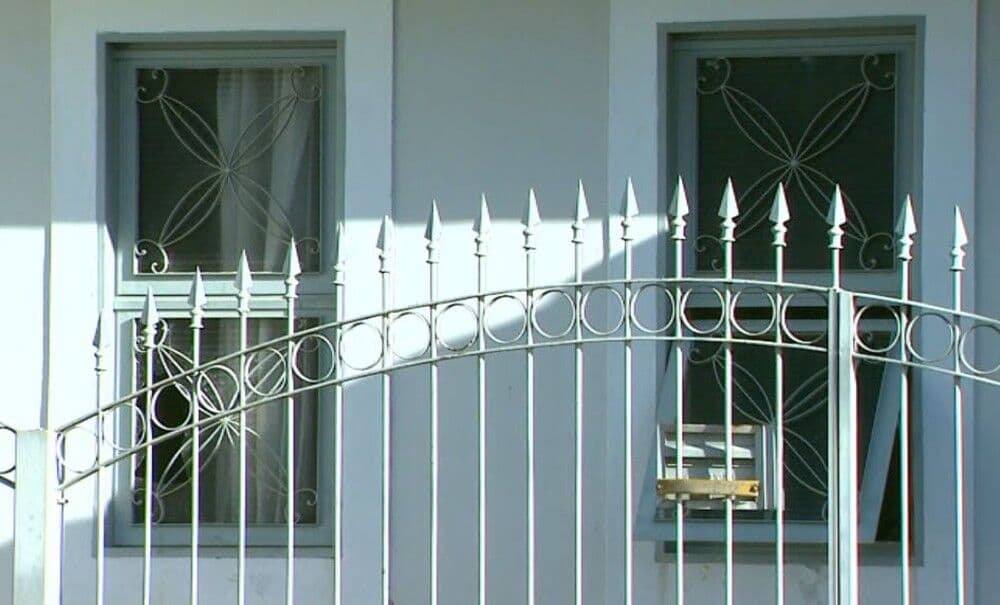 Universitária é estuprada por morador de rua a quem deu comida