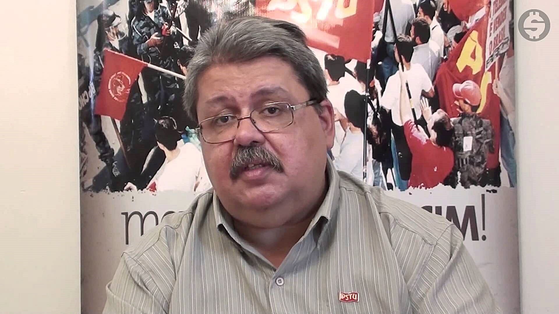 PSTU divulga nota propondo greve geral em apoio aos caminhoneiros