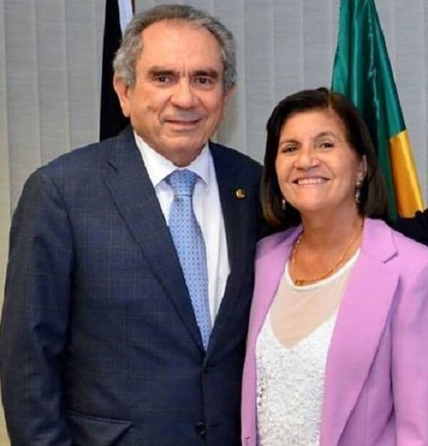 Prefeita de Mamanguape diz que a cidade vai agradecer a Lira o esforço para destinar verbas ao município
