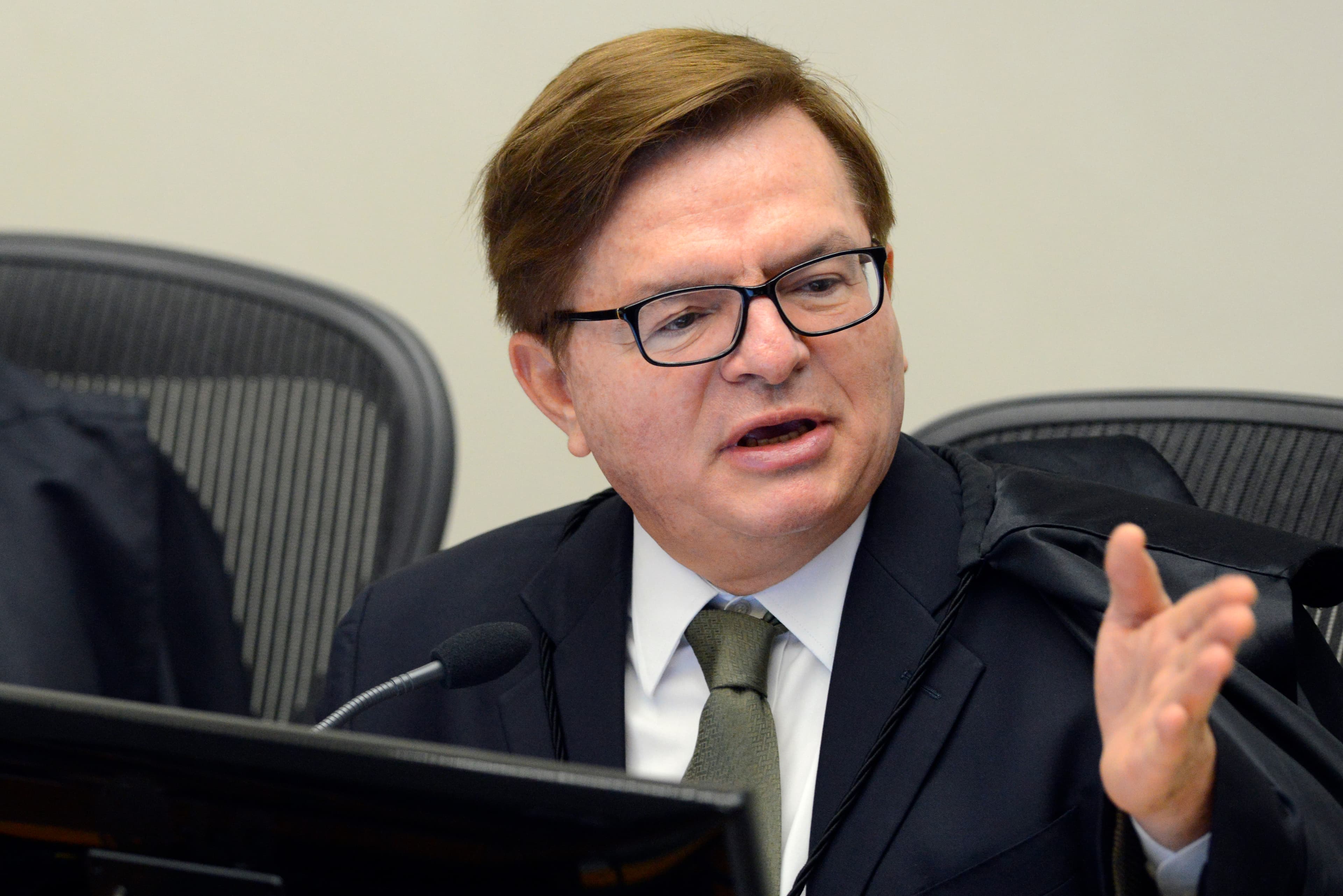 Com relatoria do paraibano Herman Benjamin, TSE inicia julgamento da Aije que pode cassar a chapa Dilma-Temer