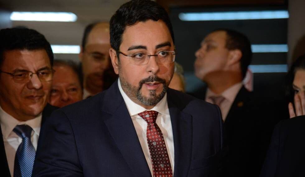 Juiz da Lava Jato defende 'pena de morte política' para corruptos