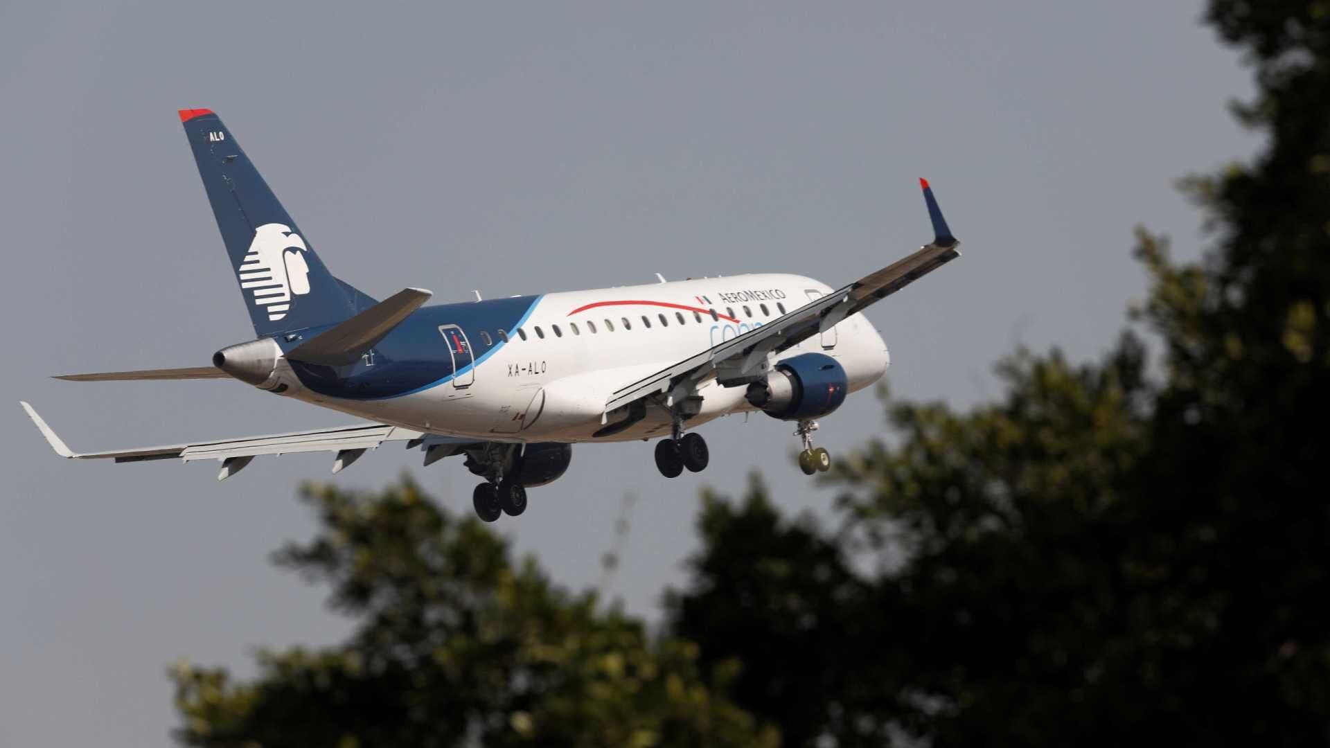 Avião com capacidade para 100 passageiros cai no México