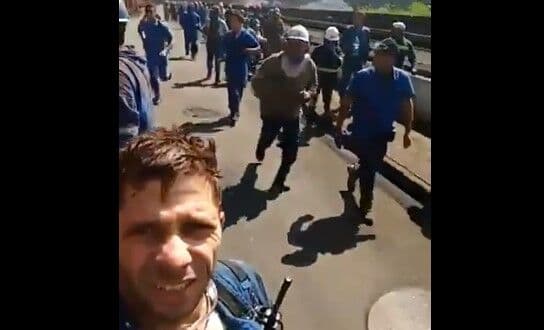Funcionário grava vídeo de correria após explosão e evacuação de pessoas na Usiminas