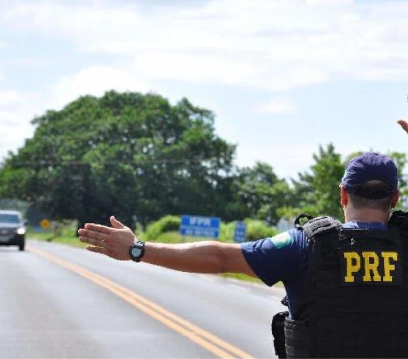 Policiais rodoviários federais são feridos em tiroteio em Mamanguape