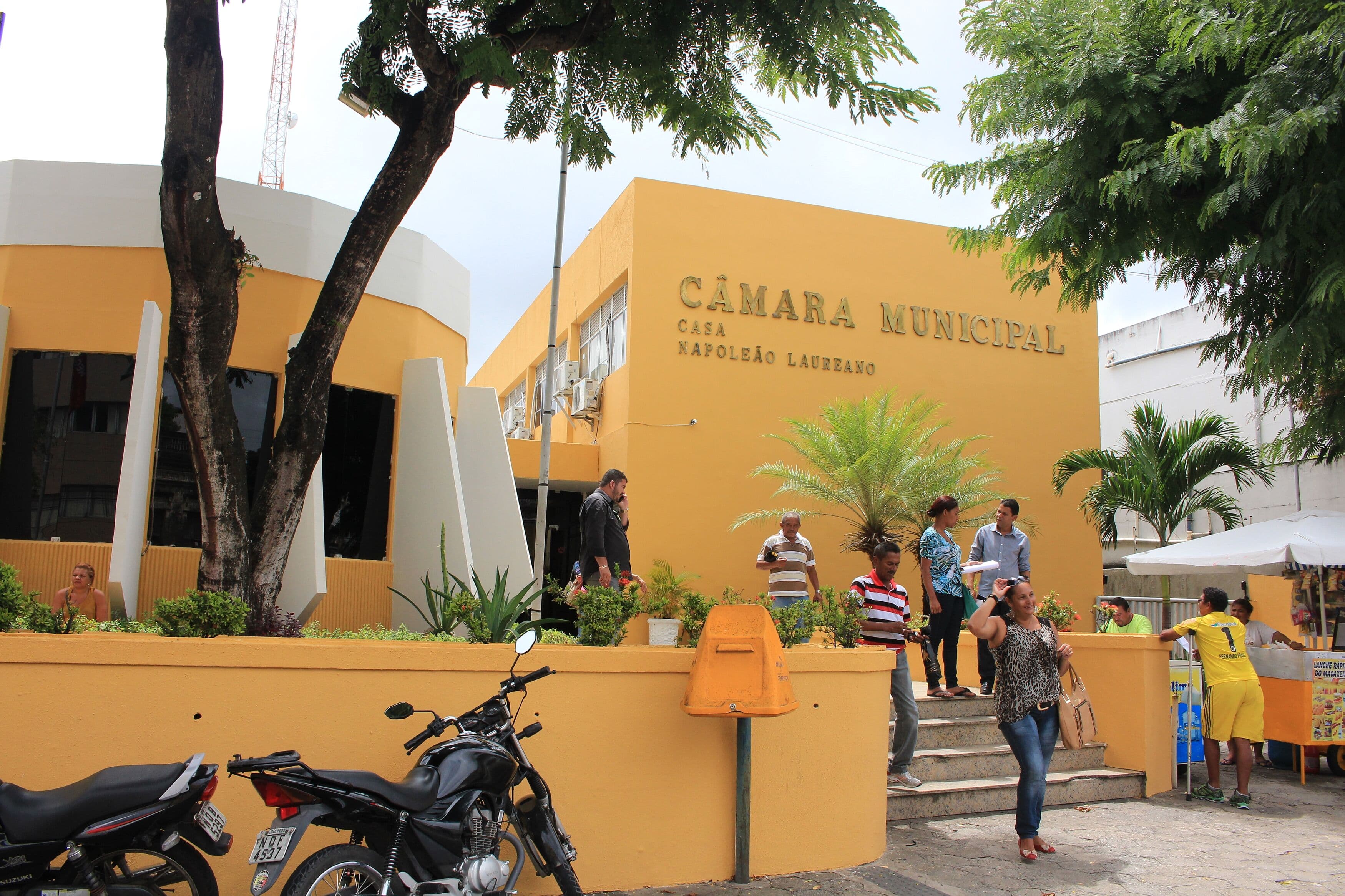 Médicos rejeitam proposta da Prefeitura de JP que resulta em perdas salariais