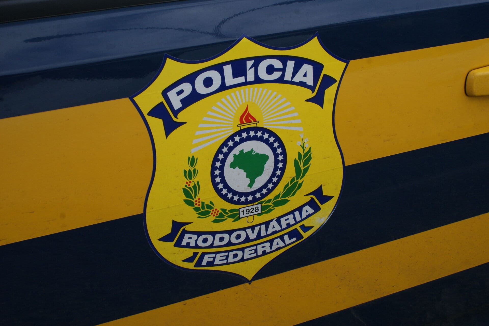 Corregedoria da PRF apura envolvimento de agente em fraudes de concursos