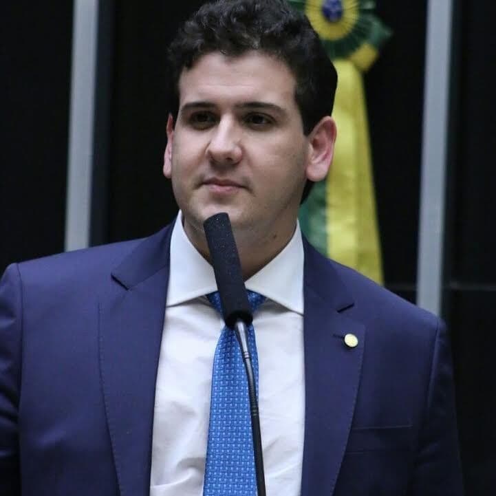 Deputado André Amaral propõe mudança na lei de meia-entrada de estudantes