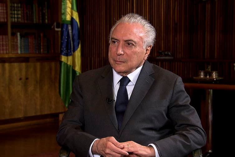Bolsonaro vai acabar adotando política externa universalista, diz Temer