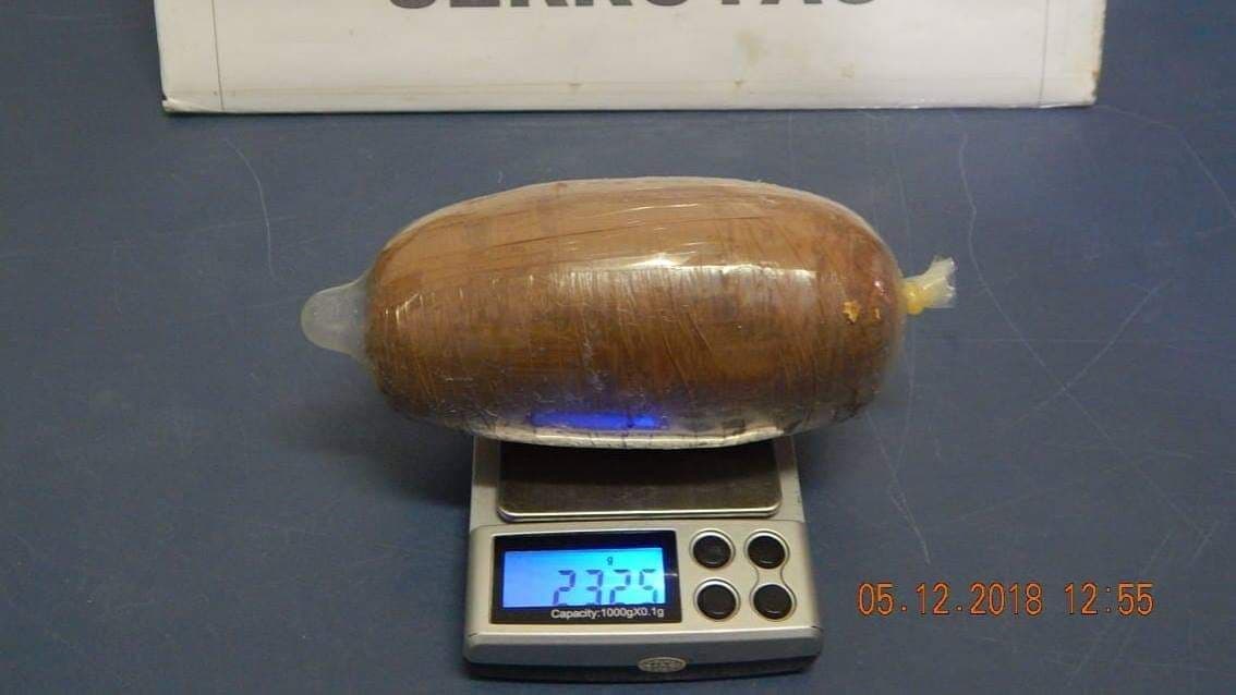 Quatro mulheres são presas tentando entrar em presídio com drogas escondidas na vagina