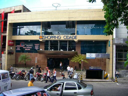 Shopping é notificado por proibir uso dos banheiros por pessoas que não gastarem dinheiro no estabelecimento