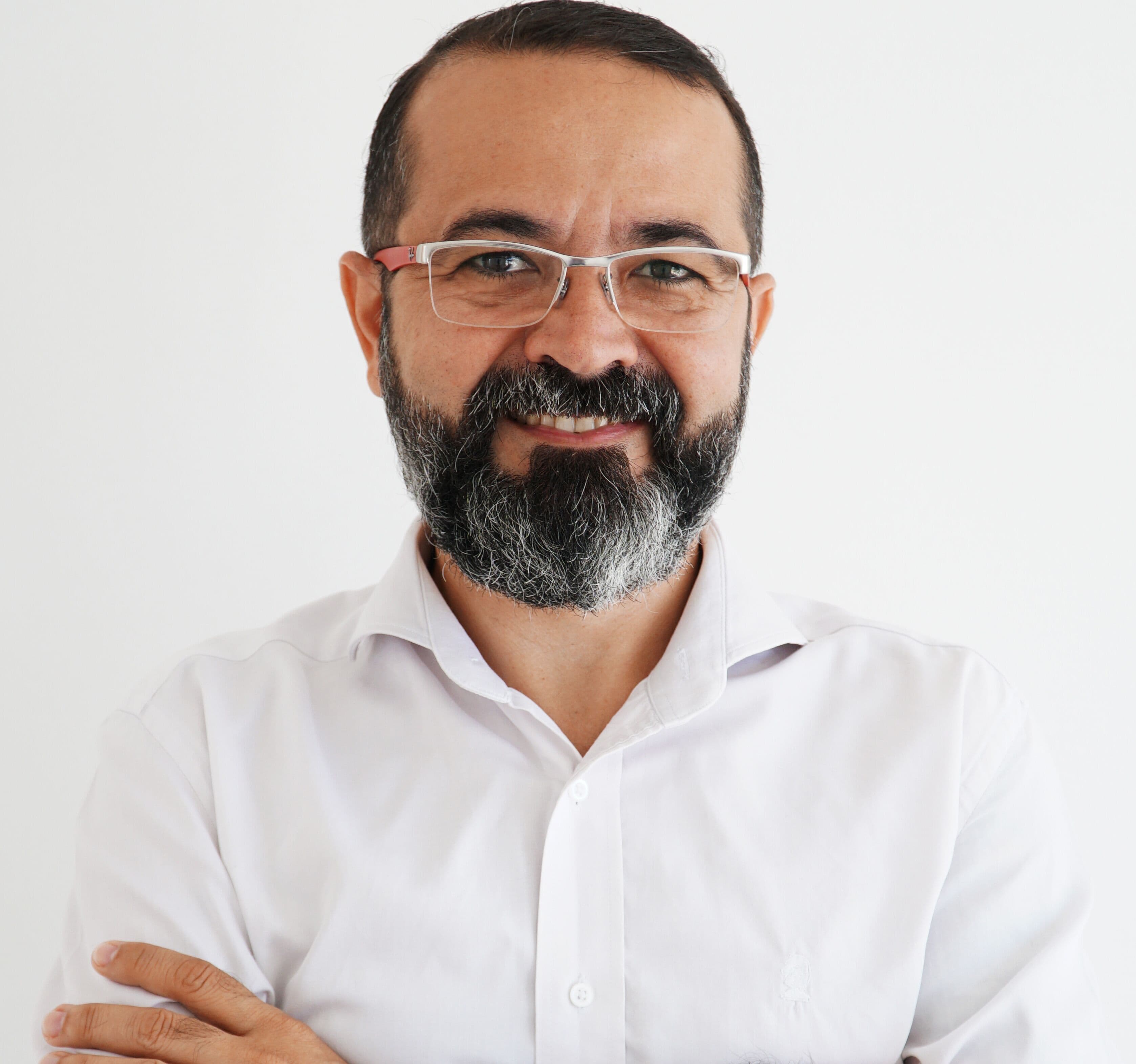 Tárcio Teixeira diz que aprovação de PEC das Drogas é retrógrada: "reforça política de encarceramento"