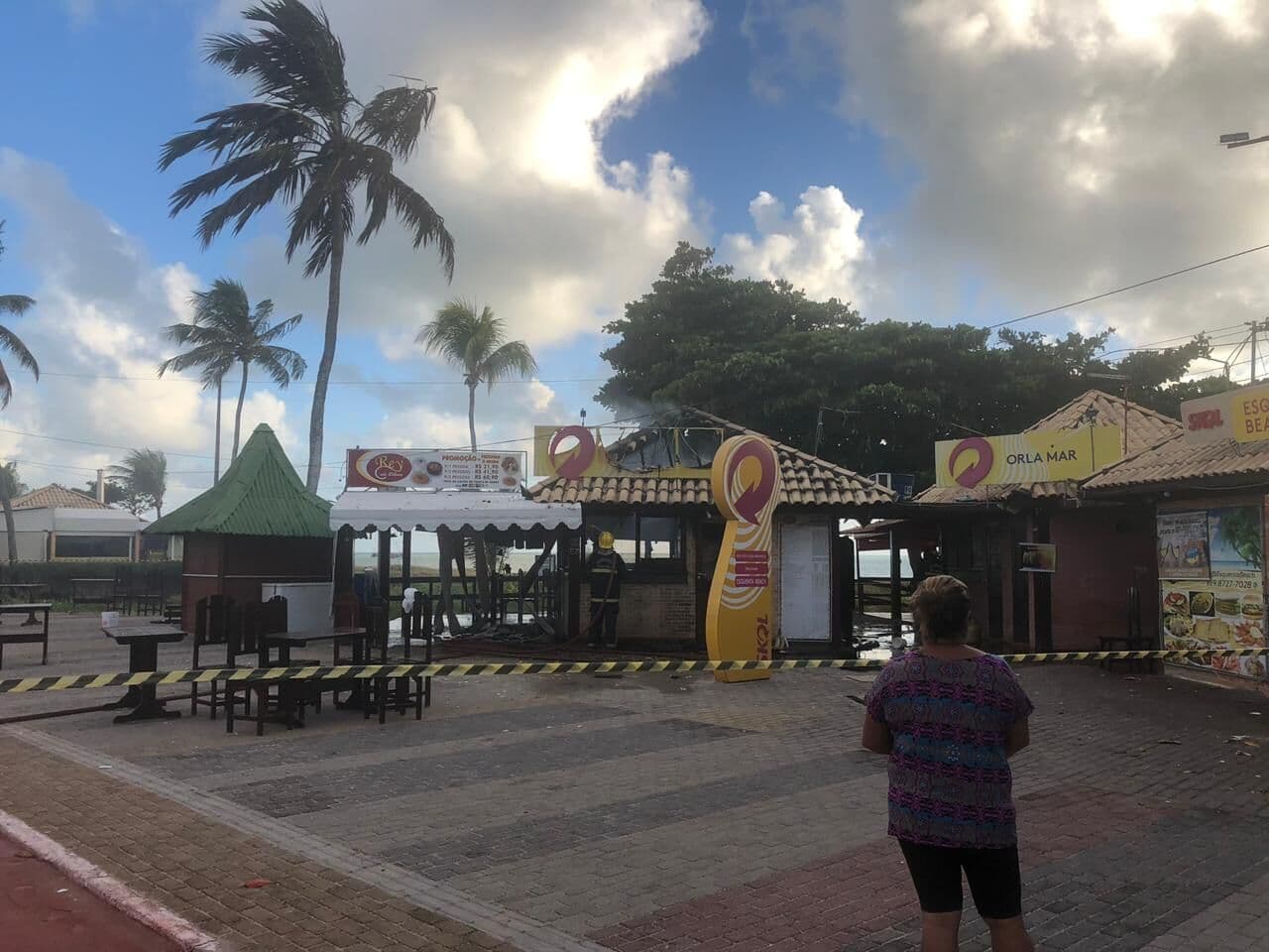 Donos de quiosques denunciam que Energisa foi avisada sobre oscilação de energia antes de incêndio