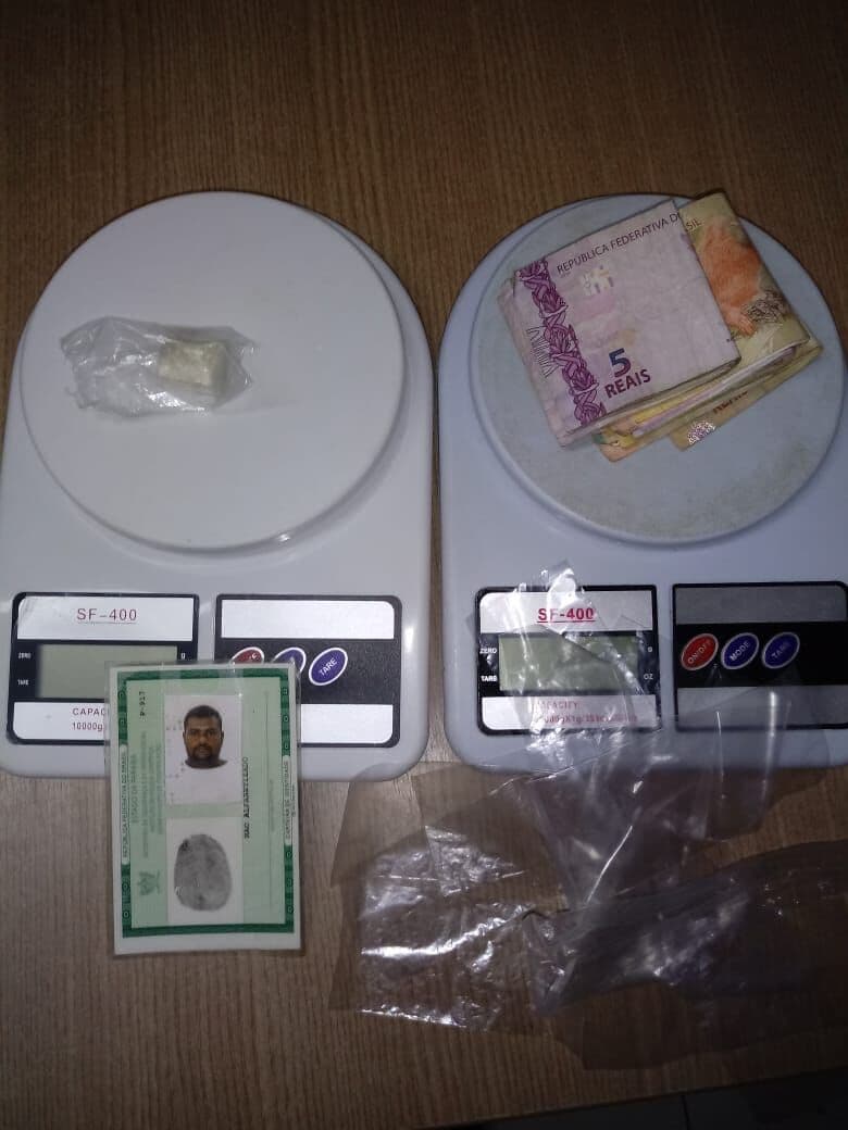 Polícia fecha boca de fumo e prende jovem no local em Mangabeira, Zona Sul de JP
