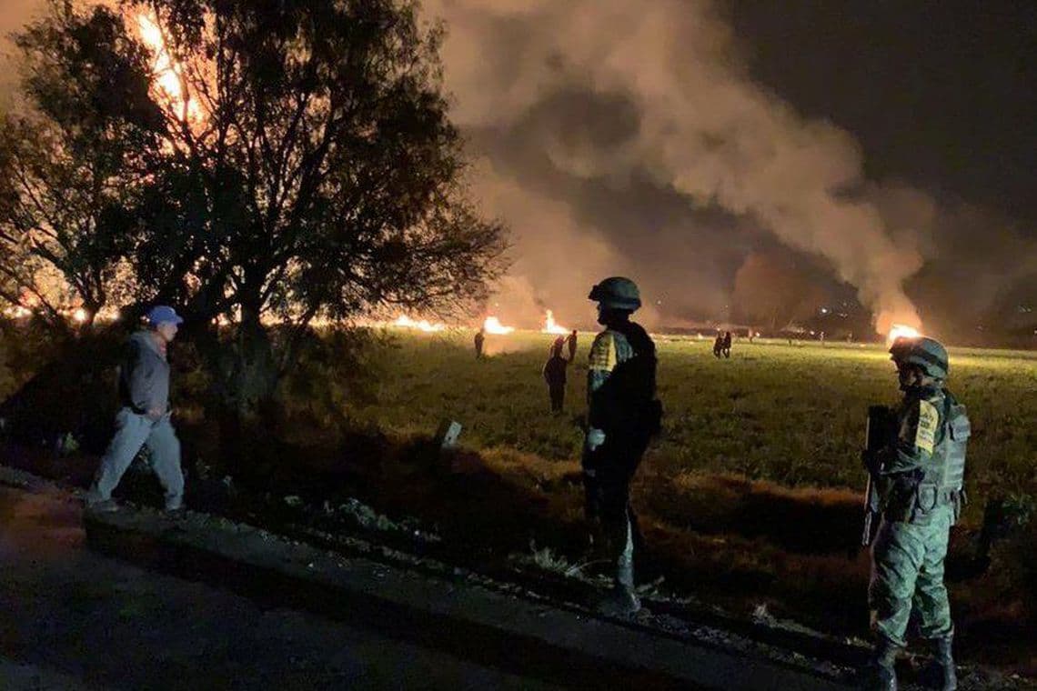 Sobe para 89 o número de mortos na explosão de um oleoduto no México