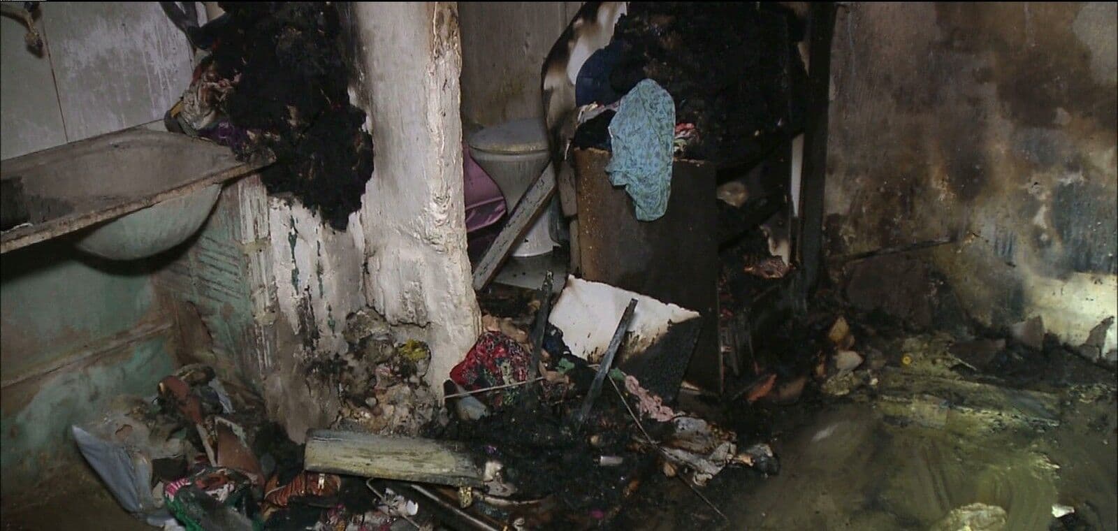 Incêndio destrói residência em Campina Grande nesta segunda-feira