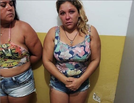 Dupla é presa suspeita de tráfico de drogas e corrupção de menores em Sapé