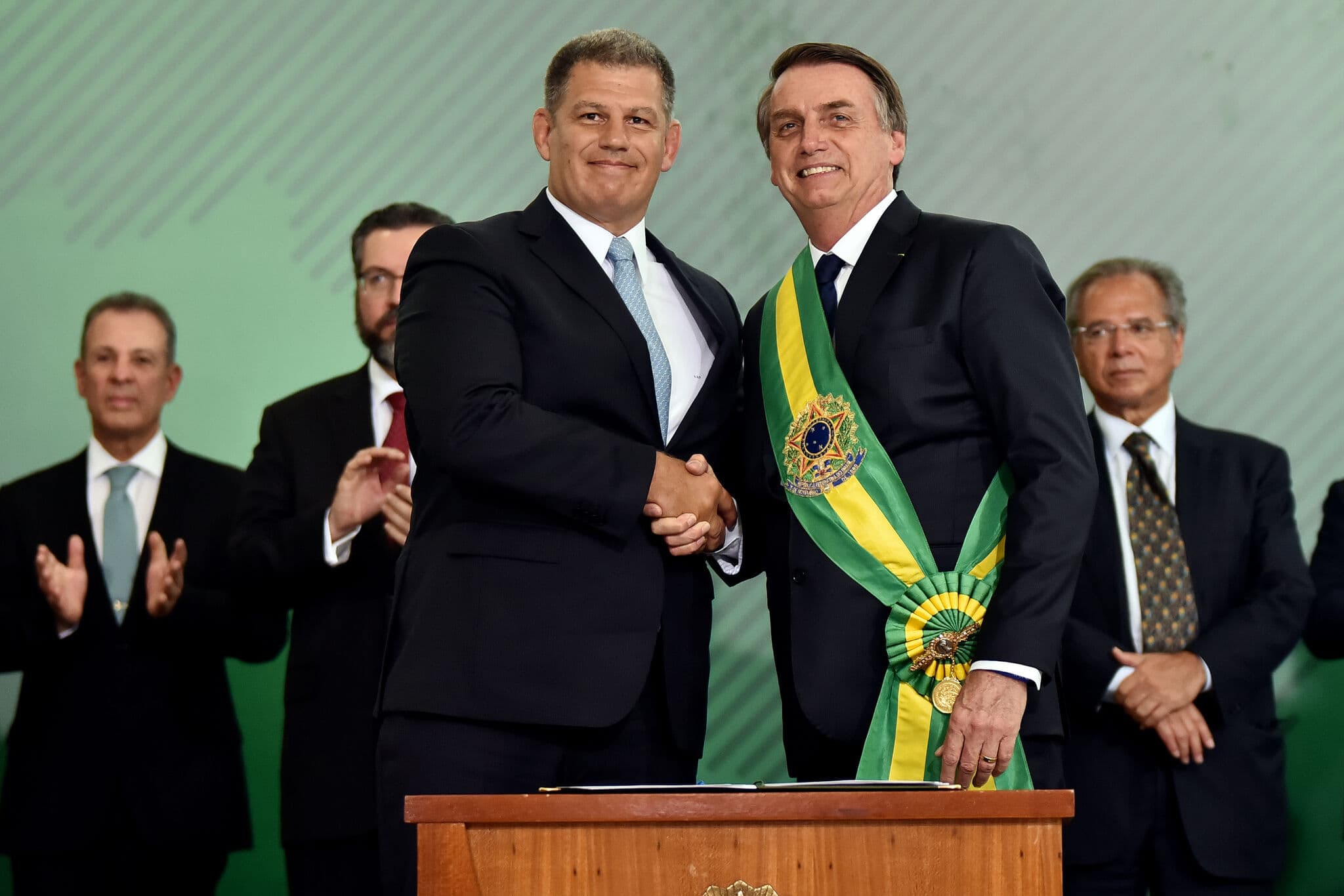 Áudios confirmam conversas entre Bolsonaro e Bebianno, segundo revista