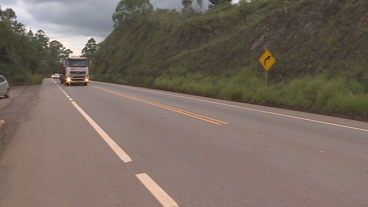 Rodovia é interditada por risco de rompimento de barragem em Minas Gerais