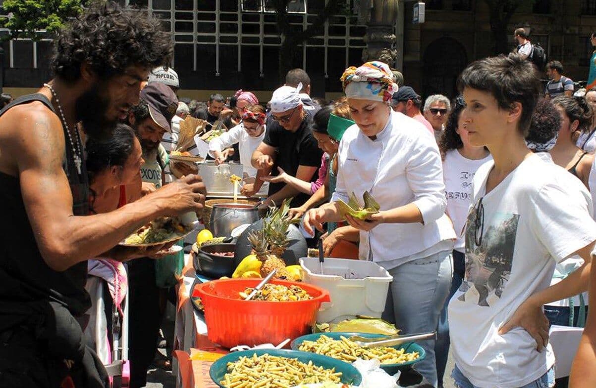 Movimentos sociais realizam “banquetaço” em protesto contra extinção do Consea nesta quarta-feira