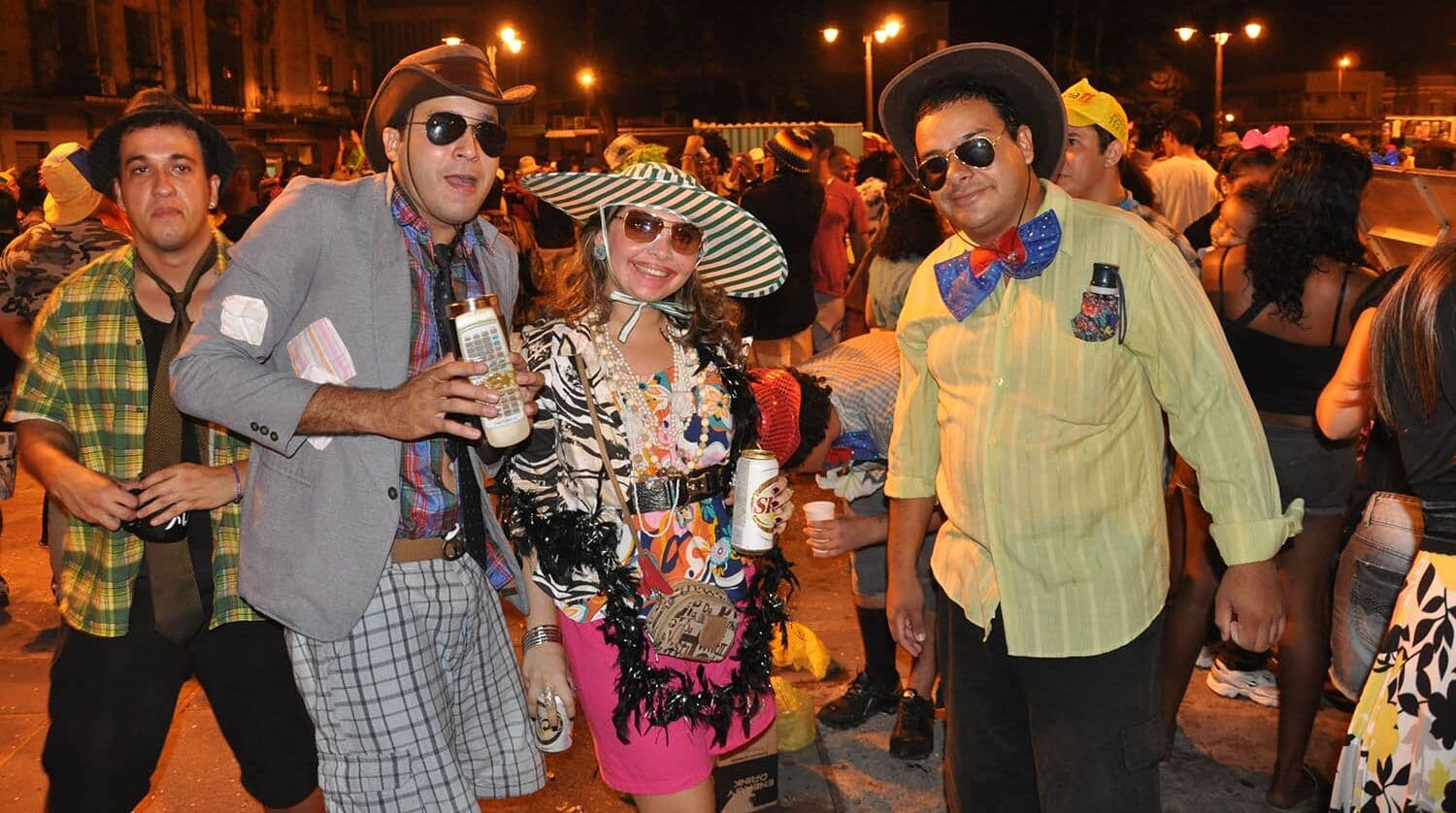 Linhas de ônibus funcionarão em horário ampliado e trânsito sofre alterações no Centro de João Pessoa para desfile do bloco Cafuçu