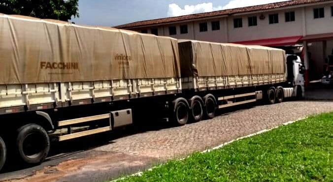 Polícia Rodoviária flagra motorista de carreta dirigindo embriagado na BR 230