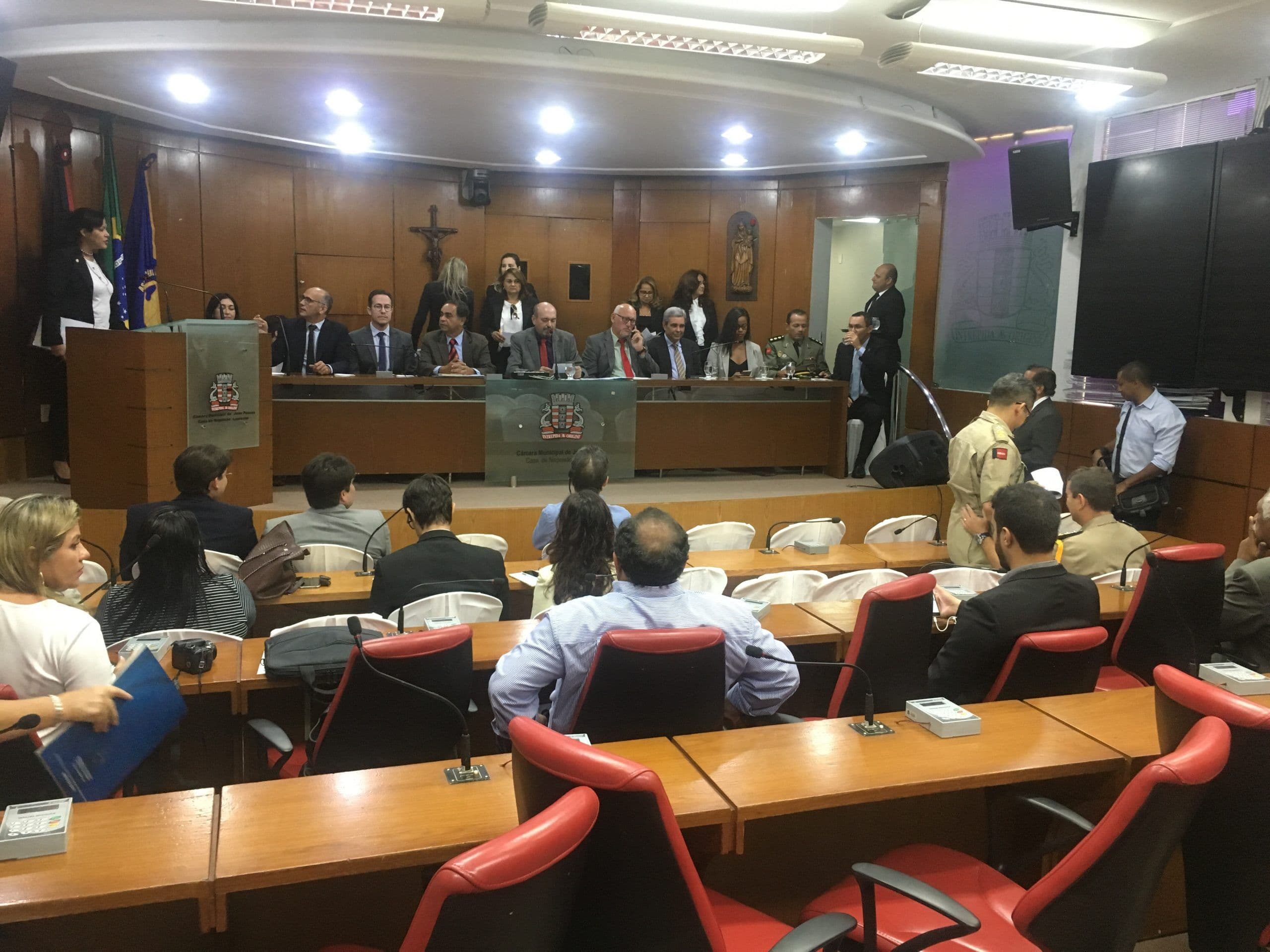 Edital para o programa de 'Aprendiz de Vereador' será divulgado até sexta-feira (15)