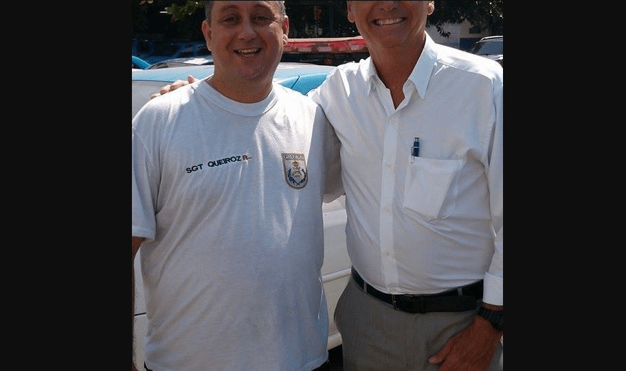 Internautas mostram foto de suspeito de assassinato de Marielle com Bolsonaro