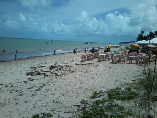 Litoral paraibano tem trechos de praia impróprios para banho; veja que locais evitar