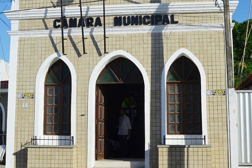 Câmara de Cabedelo recebe pedidos de cassação contra 11 vereadores