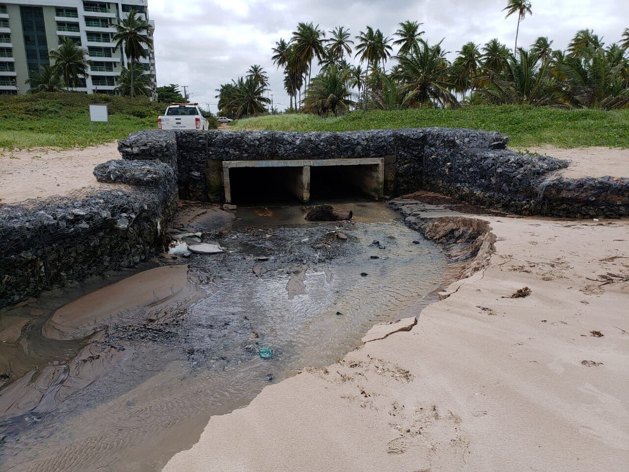 Litoral da Paraíba tem dois trechos de praia impróprios para banho; veja que locais evitar