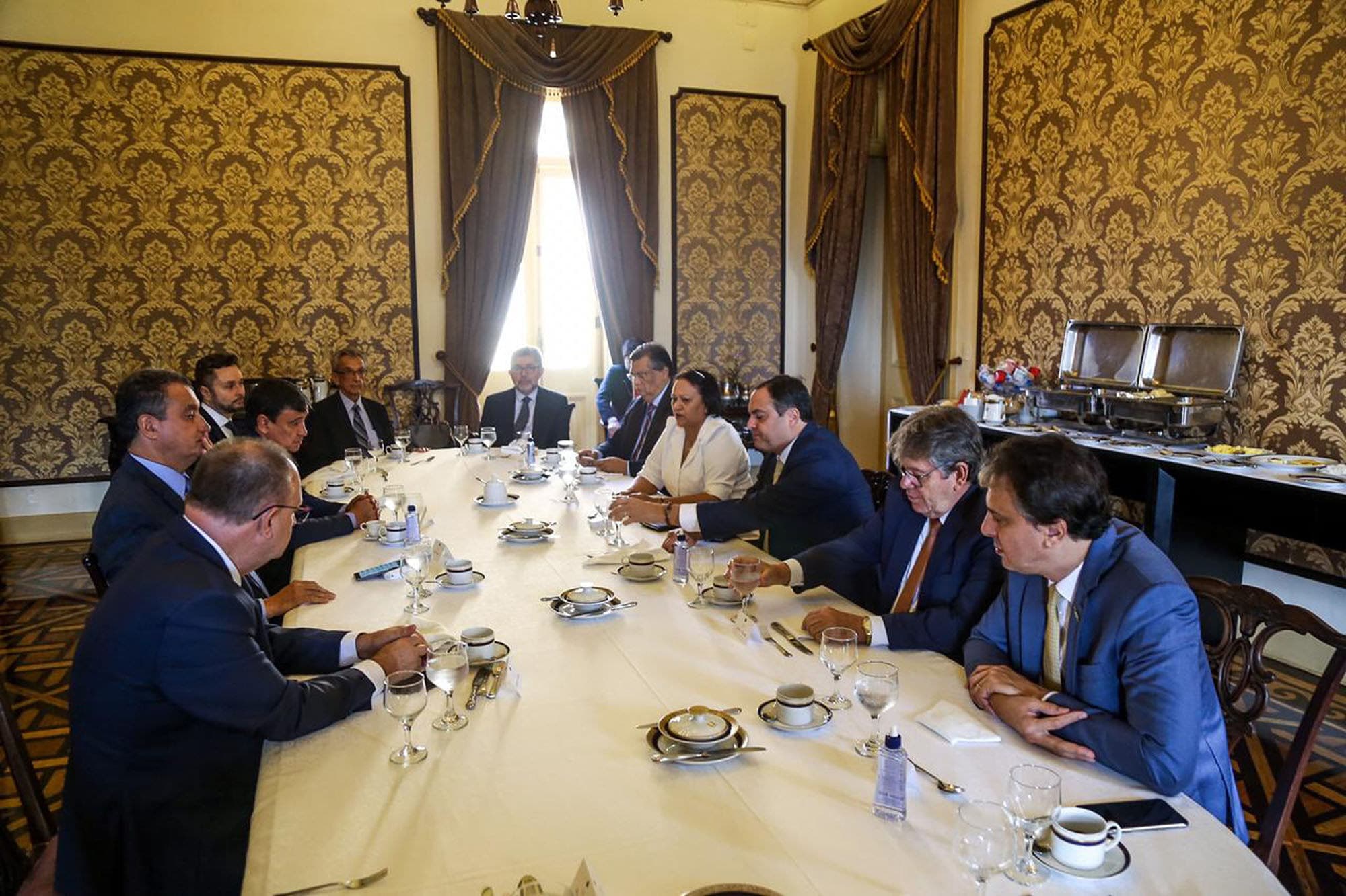 João Azevêdo defende ampliação de gasoduto Nordestão, da Petrobras