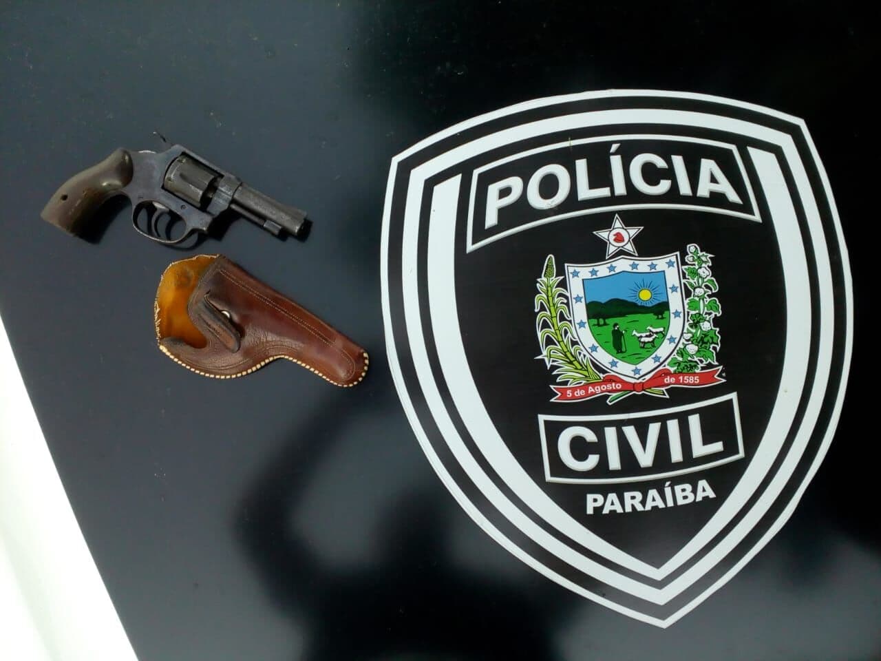 Operação prende homem e apreende veículos no município de Boqueirão