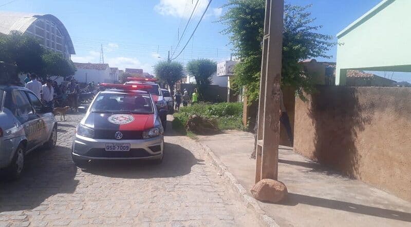 Homem é assassinado a tiros dentro de quarto na casa onde morava em Catolé do Rocha