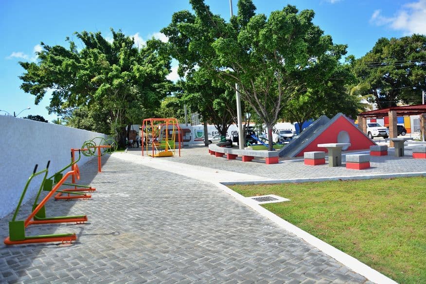 Cartaxo entrega primeira praça 100% inclusiva da Paraíba
