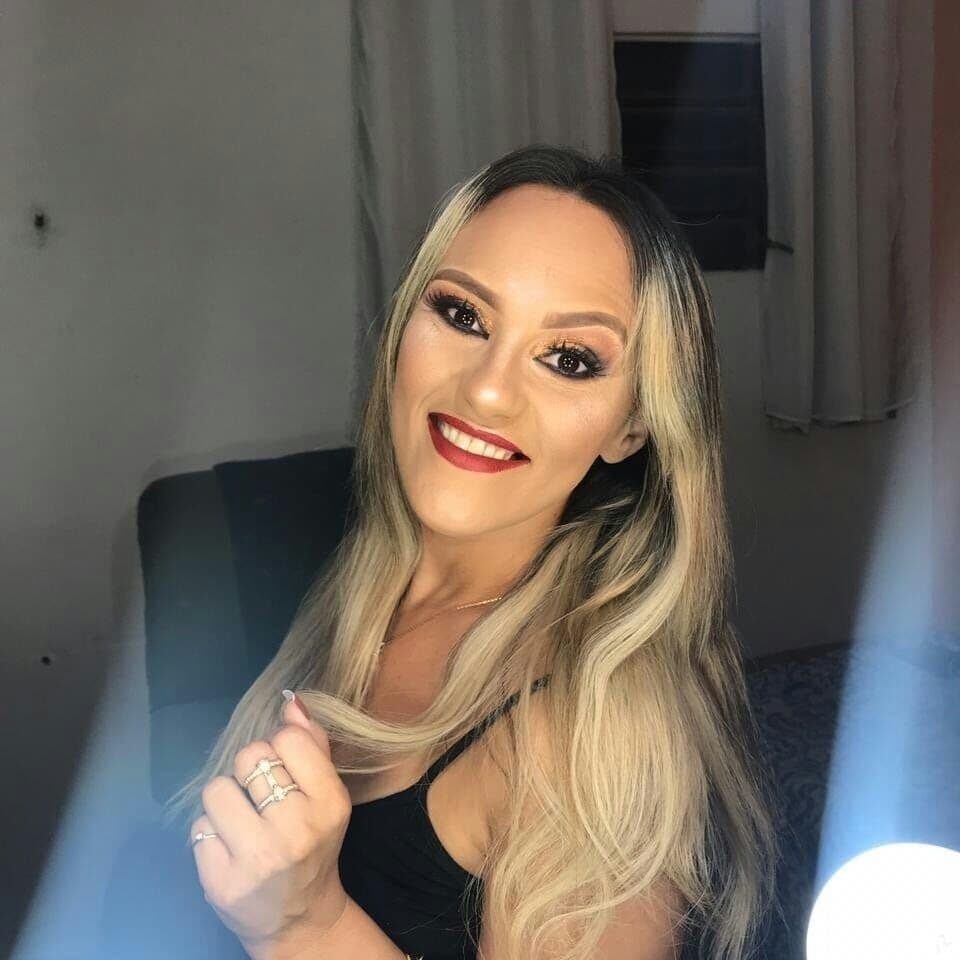 Nicácia Brasil sobe ao palco principal do São João de Campina Grande
