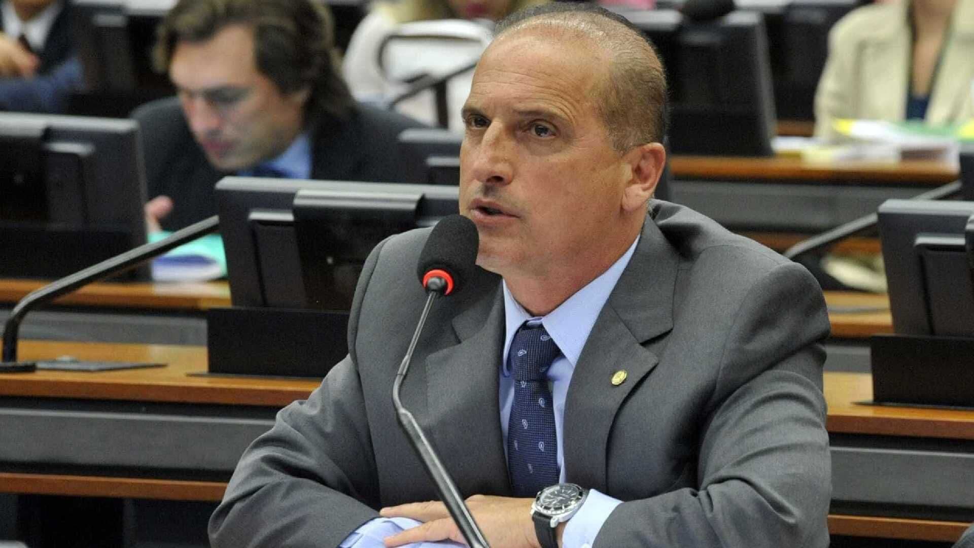 Em nova MP dos ministérios, Bolsonaro tira articulação política da Casa Civil