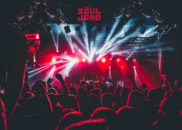 Festa eletrônica com DJs internacionais invade clima do Maior São João do Mundo em sítio próximo a Campina Grande